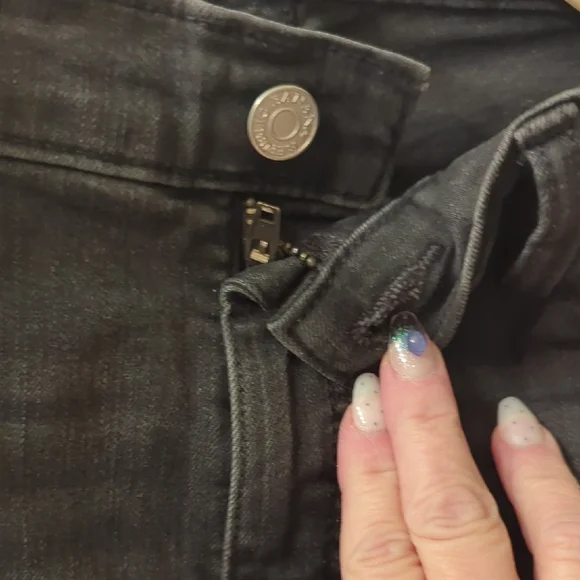 Banana Republic Women's Black Straight Leg Jeans - Picture 5 of 6